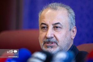رضا درویش مدیرعامل پرسپولیس درنشست خبری واگذاری سهام پرسپولیس و استقلال به مردم