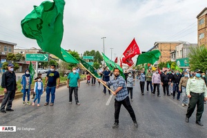 استقبال مردمی از ورود این دو شهید در شهر دلند
