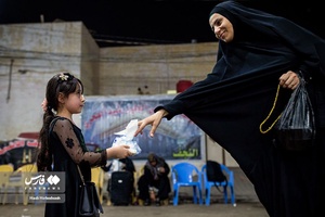 خادمین کوچک مشایه