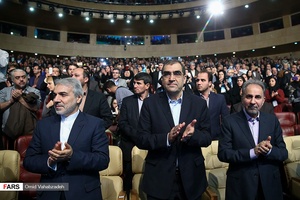 از راست: محمد علی نجفی، سید حسن قاضی زاده هاشمی و محمدباقر نوبخت در جشن نفس
