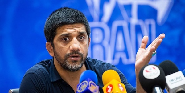 علیرضا دبیر