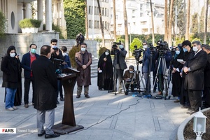 نشست خبری محمود واعظی رئیس دفتر رئیس جمهور در حاشیه جلسه هیأت وزیران / 17 دی ۹۹