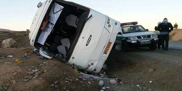 واژگونی اتوبوس در یزد