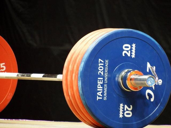 وزنه برداری