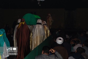 کشتی پهلو گرفته