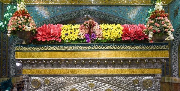 گل آرایی حرم رضوی