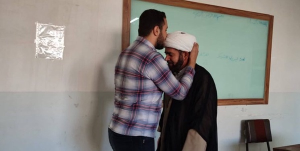 عمامه‌بوسی