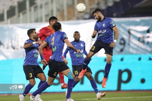 گزارش تصویری دیدار استقلال و فولاد؛ آبی ها از شاگردان نکونام انتقام گرفتند