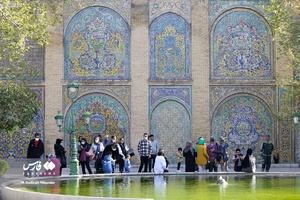 گردشگران نوروزی در کاخ گلستان 