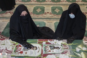 وداع مادر و همسر شهید امیر اسلامی ملکی با پیکر شهید /ستاد هواناجا