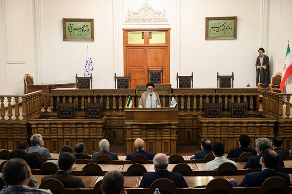 وزیر اطلاعات