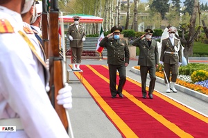 دیدار سپهبد «شیرعلی میرزا» وزیر دفاع تاجیکستان با امیر سرتیپ حاتمی 