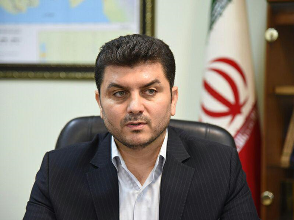 آرش فرهادیان