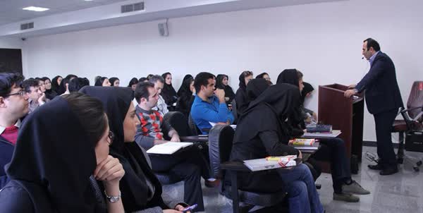 استاد دانشگاه هیات علمی کلاس درس دانشجویان