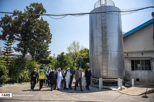  حضور کاروان زیر سایه خورشید در کارخانه لبنی پاک شهرستان ساری