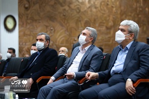 حضورسورنا ستاری معاون فناوری رئیس‌جمهور، سید رضا فاطمی‌امین وزیر صمت و محسن رضایی معاون اقتصادی رئیس‌جمهور در بیست و پنجمین سالروز ملی صادرات 