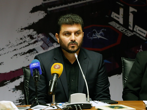 آرش فرهادیان