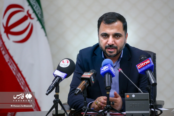 عیسی زارع‌پور وزیر ارتباطات و فناوری اطلاعات