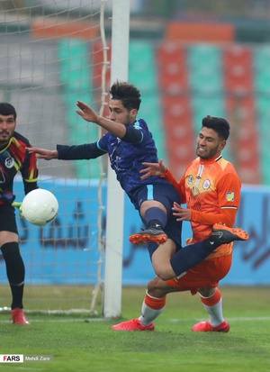 گزارش تصویری از دیدار تیم‌های پیکان و سایپا 