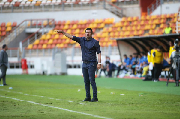 جواد نکونام، نکونام