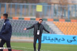 گزارش تصویری از دیدار تیم‌های پیکان و سایپا 