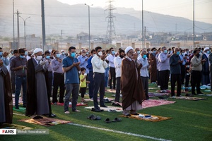 اقامه نماز بندگی در بندر کنگان