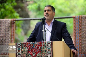 سخنرانی حسن عسکری، فرماندار سنندج در  چهارمین جشنواره توت‌فرنگی شیان