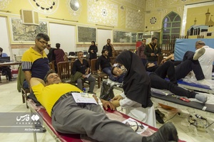 اهداء خون در شب قدر