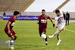 لیگ برتر فوتبال/ پدیده مشهد 1 -1 پرسپولیس تهران