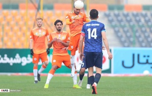 گزارش تصویری از دیدار تیم‌های پیکان و سایپا 