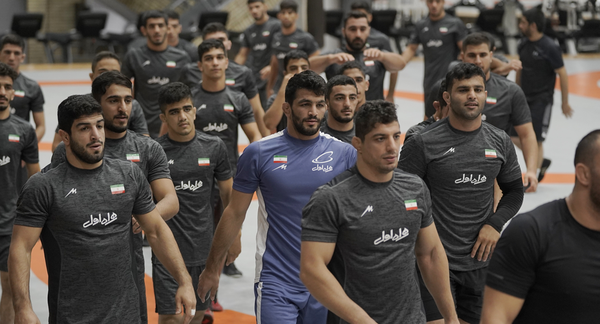 تمرین کشتی آزاد