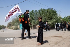 خادمین کوچک مشایه