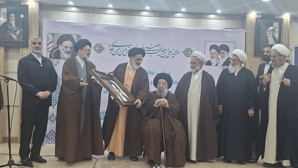 تجلیل از نیم‌قرن مجاهدت انقلابی حجت‌الاسلام و المسلمین تقوی
