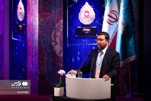 محمد اقبال چودری  رئیس مرکز ICcBC دانشگاه کراچی در چهارمین آیین اعطای جایزه علمی و فناوری مصطفی (ص)