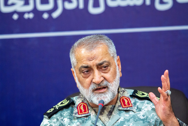 معاون فرهنگی و تبلیغات دفاعی ستادکل نیروهای مسلح- شکارچی