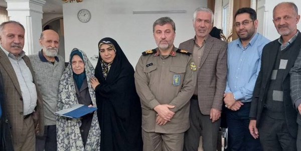 سیمین دخت وحیدی