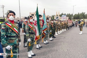 پیکر مطهر دو شهید ناوچه کنارک در زاهدان تشییع شدند