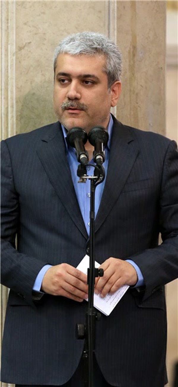 سورنا ستاری