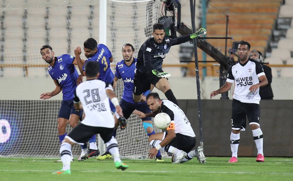 استقلال و هوادار، هوادار و استقلال