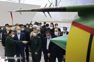 بازدید محمدباقر قالیباف رئیس مجلس شورای اسلامی از نمایشگاه پارک ملی هوافضا
