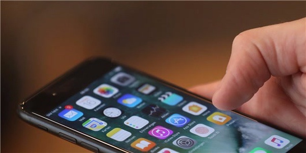 اپل آیفون موبایل
