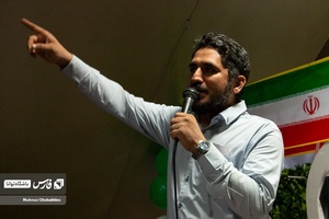 مداحی امیر عباسی در جشن یک سالگی حجا ب دختران تازه محجبه شده 
