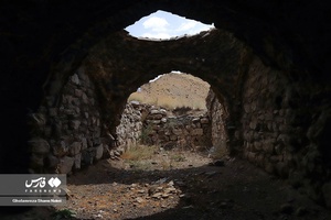 کاروانسرای سنگی صفویه در جاده چالوس 