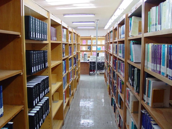 کتاب کتابخانه