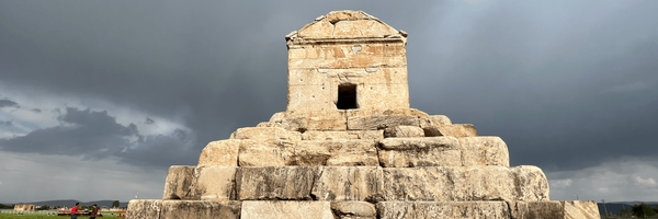 تصویر سربرگ نمایه‌ی ‌ادیب ادیب الممالک‌
