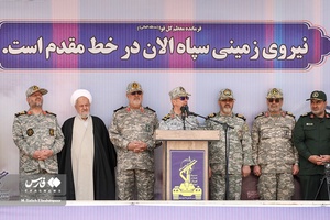 بازدید سرلشکر باقری از نیروی زمینی سپاه کرمان