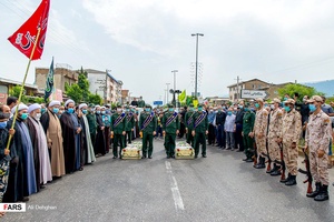 ادای احترام به پیکر مطهر این دو شهید گمنام
