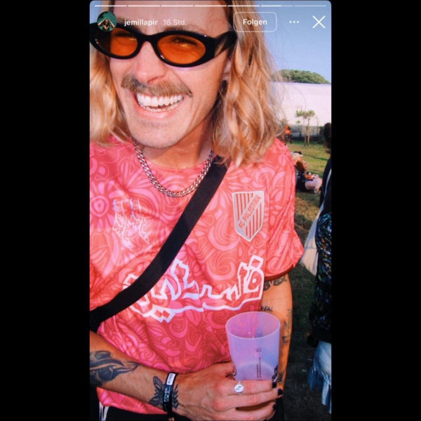 ستاره مطرح فوتبال استرالیا تسلیم تهدید رژیم صهیونیستی نشد