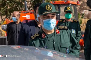 سرلشکر حسین سلامی فرمانده کل سپاه در پایان مراسم رونمایی از دستاوردهای راهبردی سپاه در حوزه چک و خنثی‌سازی بمب