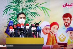 سخنرانی کمیل خجسته مدیرعامل موسسه فرهنگی و رسانه‌ای تبیان در مراسم رونمایی از سبد محصولات زندگی تبیان